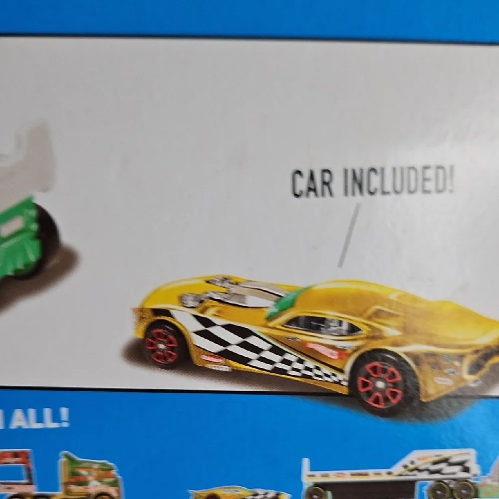 Hot Wheels Drivin' Wild Transporter Set - Teal and Yellow